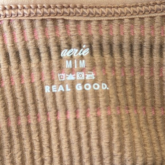 Aerie neon pink ruched scrunch stretch v-neck sleeveless crop top size medium - Picture 7 of 9